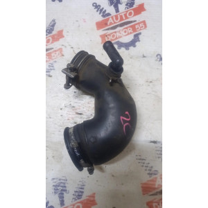 Патрубок воздушного фильтра Toyota Corolla CE110 1788164360