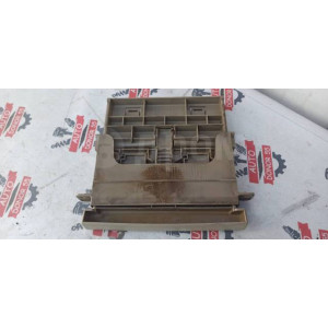 Подстаканник Mitsubishi Mirage Dingo CQ2A в Омске