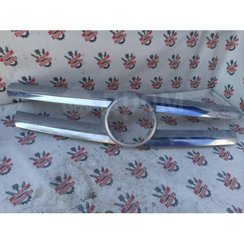 Решетка радиатора Mercedes Benz W166, X166 в Омске