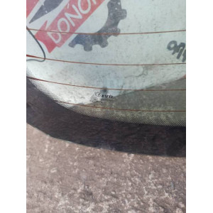 Стекло заднее Peugeot 206 седан в Омске