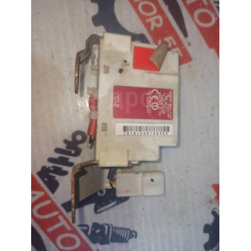 Блок электронный Toyota Prius 8999247040 в Омске