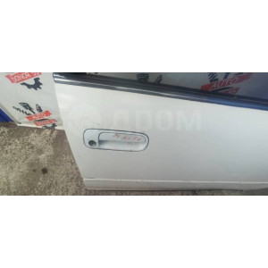 Дверь передняя правая Toyota Camry SV30 в Омске
