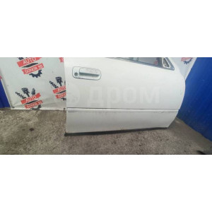 Дверь передняя правая Toyota Camry SV30 в Омске