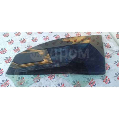 Стекло переднее левое Volkswagen Touareg 2002-2010 в Омске