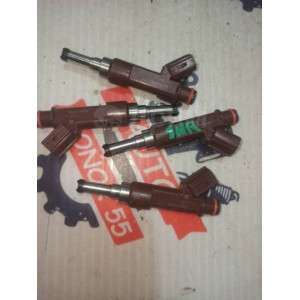 Форсунка топливная Toyota 1NR-FE 2325047030 в Омске