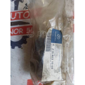 Сайлентблок рулевой рейки Mercedes Benz W210 A2104631066 в Омске