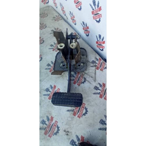Педаль тормоза Peugeot 206 в Омске