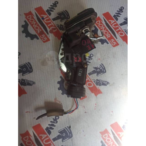 Замок двери задней правой Toyota Corolla/Sprinter Carib AE110 в Омске