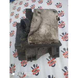 Корпус воздушного фильтра Audi A6 C5 1997-2004 [038133837M] в Омске