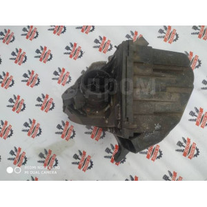 Корпус воздушного фильтра Audi A6 C5 1997-2004 [038133837M] в Омске