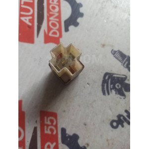 Реле Toyota 1567000010 в Омске