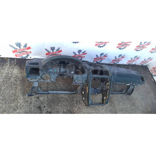 Торпедо Volkswagen Touareg/Porsche Cayenne 7L6857003 в Омске