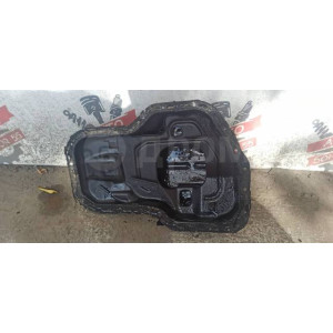 Поддон ДВС масляный Toyota 2CT 12101-64140 в Омске