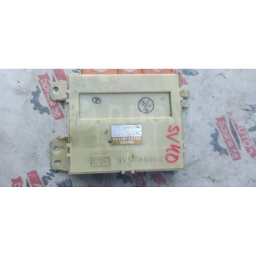 Блок управления климат-контролем Toyota Camry/Vista 8865032400 в Омске