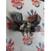 Петля двери передней Chevrolet Captiva/Opel Antara/Daewoo Winstorm в Омске
