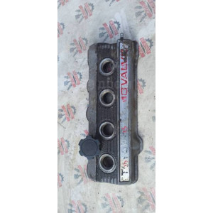 Крышка клапанная Toyota Camry SV30 4SFE в Омске