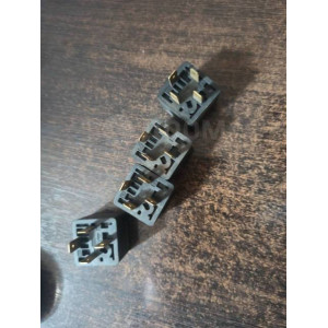 Реле Toyota 0332019167 в Омске