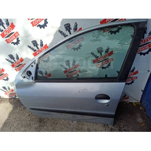Дверь передняя левая Peugeot 206 в Омске