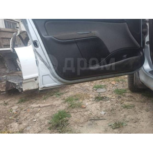 Дверь передняя левая Peugeot 206 в Омске