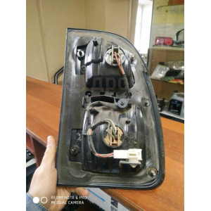 Фонарь в крышку задний правый Lexus LX470/LAND Cruiser 100 60-74 в Омске