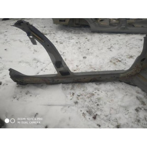 Порог со стойкой левый Renault Clio II/Symbol 1998-2008 в Омске
