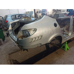 Крыло заднее левое правое Peugeot 206 седан в Омске