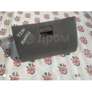 Бардачок Toyota Avensis T220 LHD в Омске
