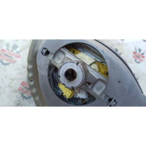 Подушка безопасности в руль Airbag Toyota Prius NHW10 в Омске