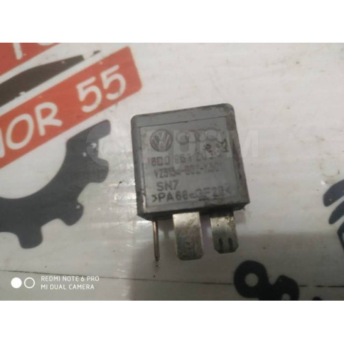 Реле Audi/Volkswagen 8d0951253a в Омске