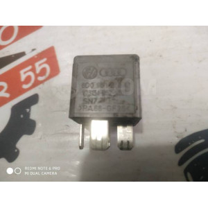 Реле Audi/Volkswagen 8d0951253a в Омске
