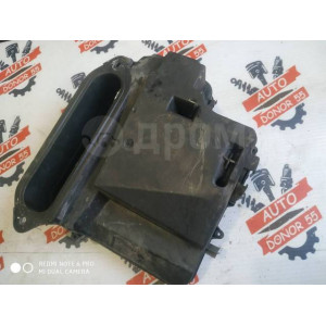 Корпус блока предохранителей [8D1907355B] Volkswagen Passat B5 Audi A6 в Омске