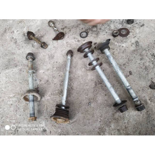 Болт подвески задний Toyota Corolla/Carina T19/E10, E11 в Омске