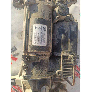 Компрессор подвески Porsche Cayenne/VW Touareg 7l0616006c в Омске