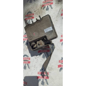 Блок ABS Mitsubishi Mirage Dingo CQ2A в Омске