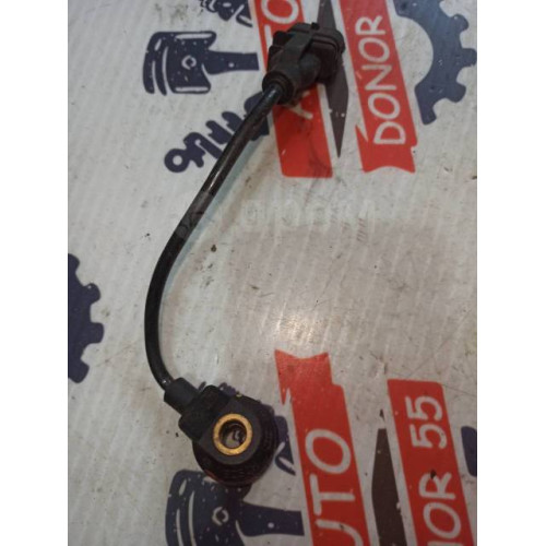 Датчик детонации Toyota 4ZZ 8961502010 в Омске