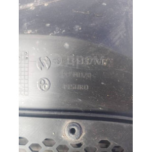 Воздухозаборник Peugeot 206 [96434437XT] в Омске