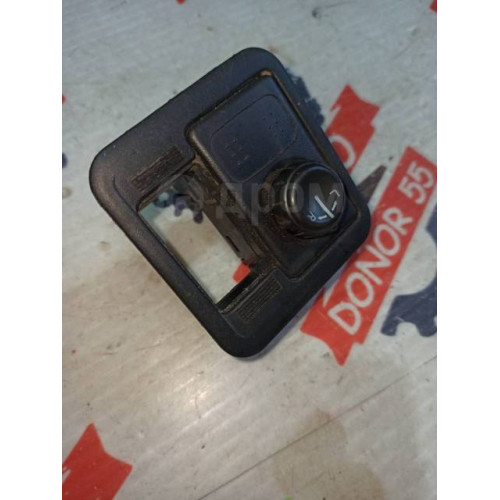 Блок управления зеркалами Nissan Sunny B15 25570BM400 в Омске