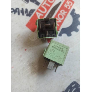 Реле BMW 61368373700 в Омске