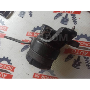 Подушка опора правая Toyota Carina/Corona/Caldina ST190 в Омске