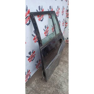 Дверь задняя левая Hyundai Terracan 2001-2007 в Омске