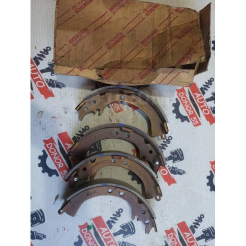 Колодки тормозные задние Toyota RAV4 ACA20 0449542030 в Омске
