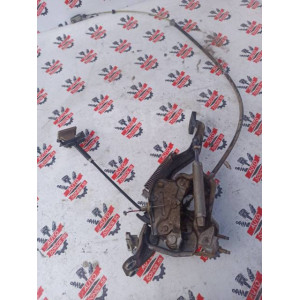Педаль ручника Toyota Camry/Vista SV40 в Омске