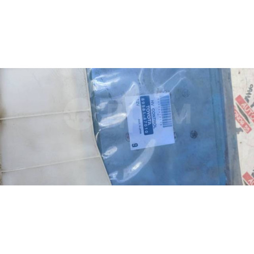 Блок управления ДВС EFI Toyota Prius NHW10 8998147010 в Омске