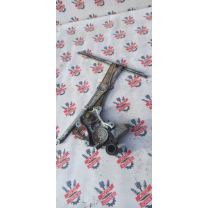 Стеклоподъемник передний левый Toyota Platz/Vitz/Yaris/Echo P10 в Омске