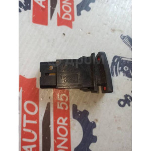 Кнопка аварийки Toyota Avensis T250 в Омске