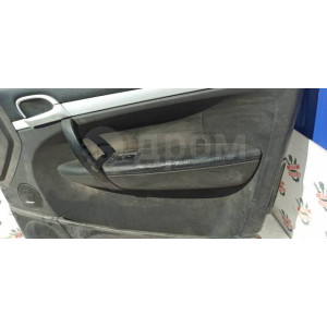 Обшивка двери карта передняя правая Porsche Cayenne 2003-2010 в Омске