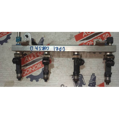 Форсунка топливная Opel Corsa D 028158501 в Омске