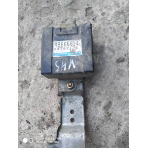 Блок управления подвеской Mitsubishi Pajero, Montero 1991-2004 mb66561 в Омске