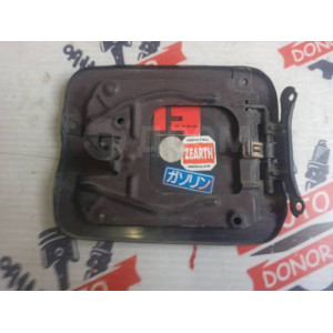 Лючок бензобака Toyota Camry/Vista SV4, CV4 7735032090 в Омске