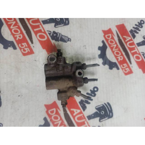 Распределитель тормозной Toyota 47150-16070 в Омске
